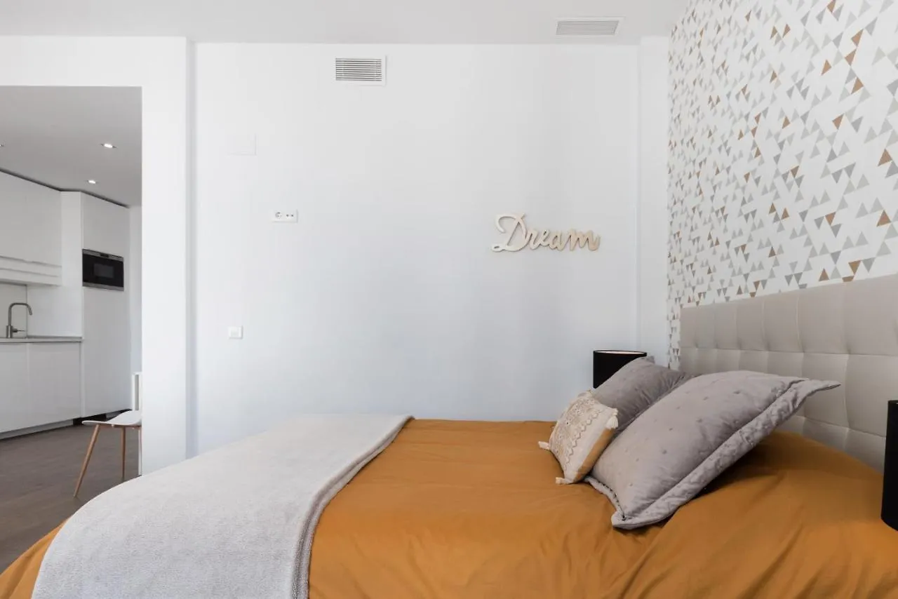 Lägenhet Juan De Padilla Boutique By Nagoa Homes Málaga